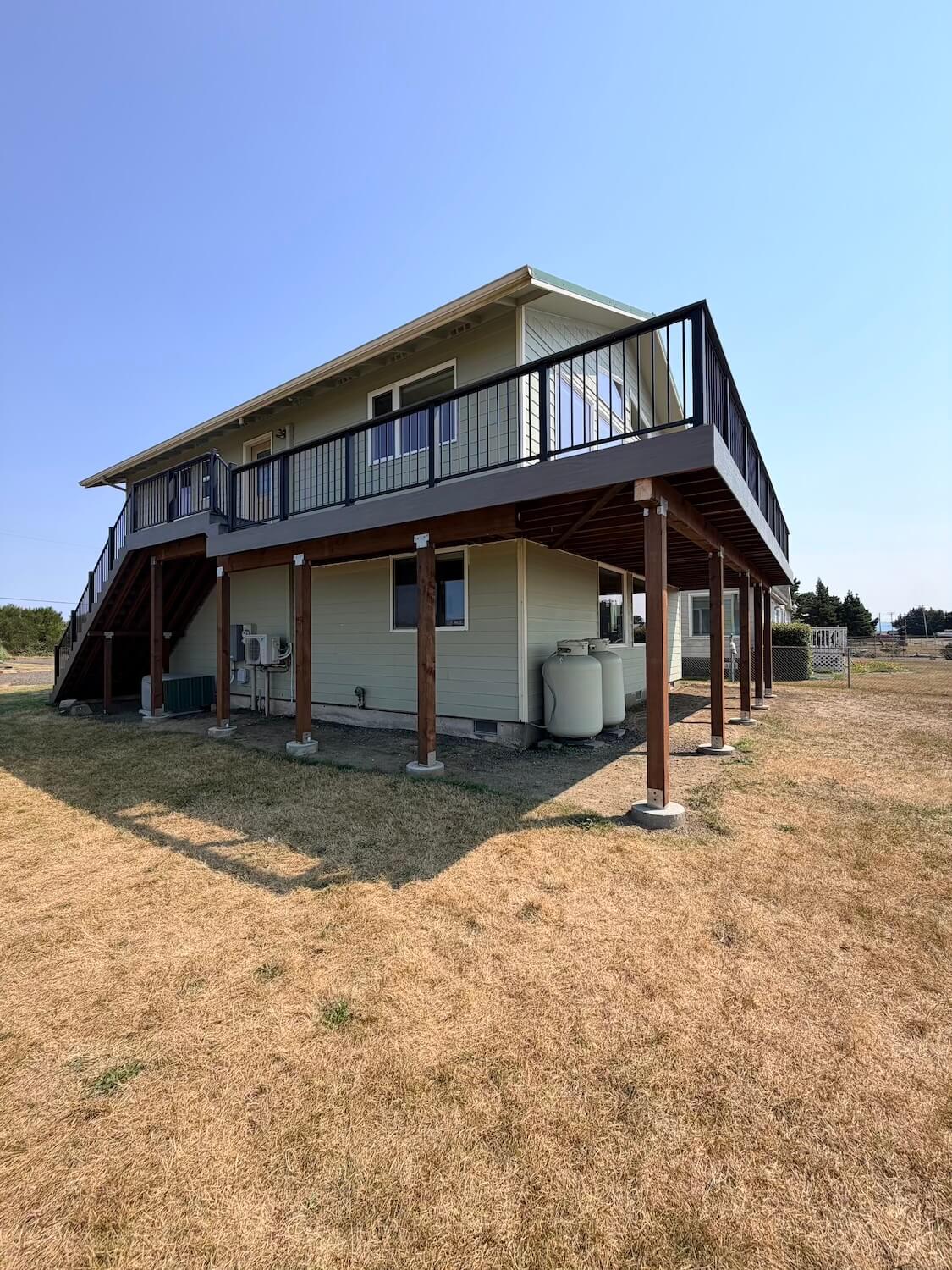 Decking on a Coastal Home in Washington State Decking on a Coastal Home in Washington State